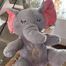 Elefante que respira , luz y sonido